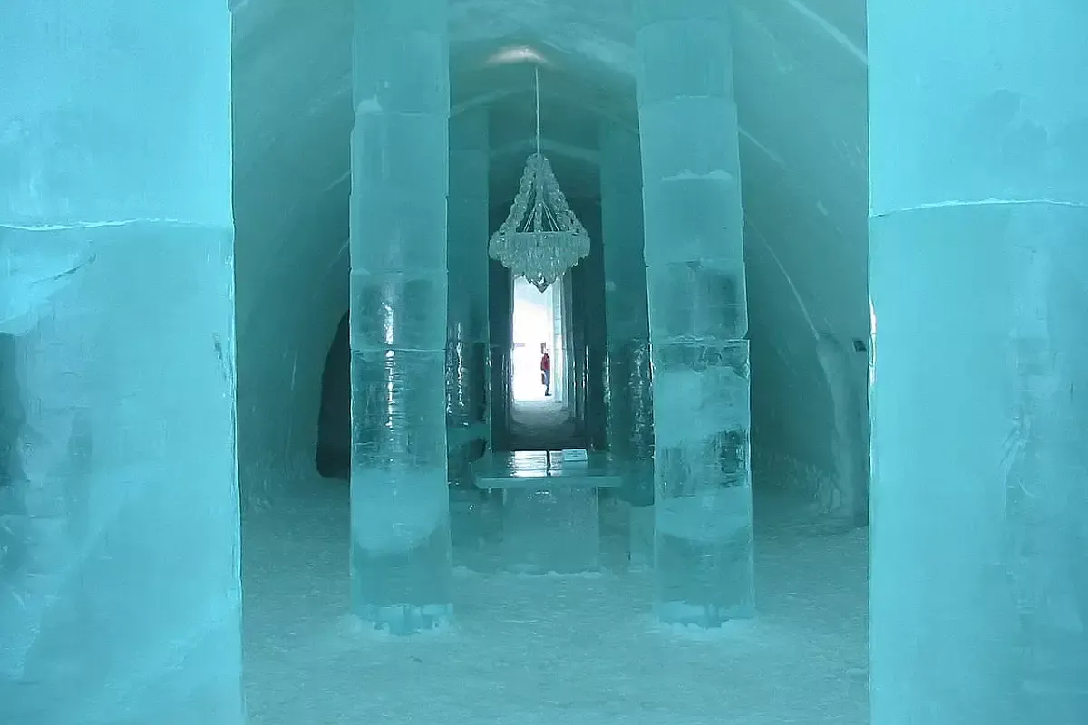 1280px Sweden Ice Hotel 5