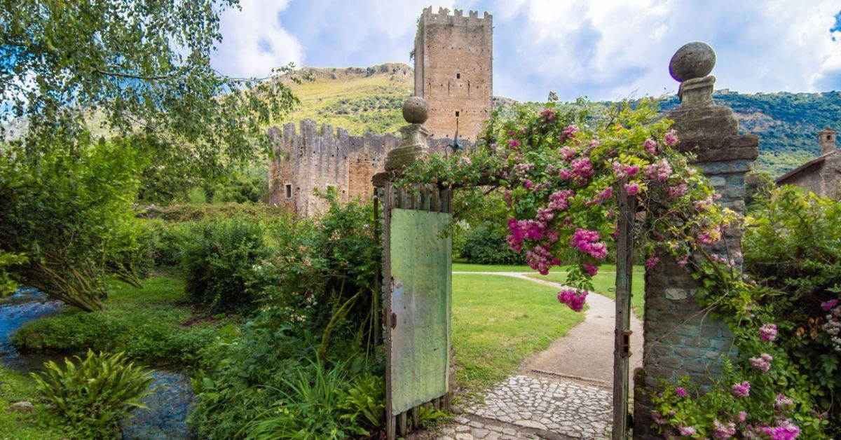 giardini di infa con bambini