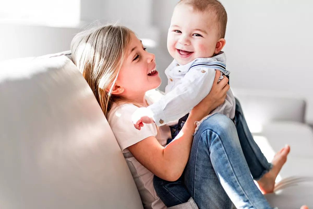 come-preparare- un-bambino-all-arrivo-di-un fratellino