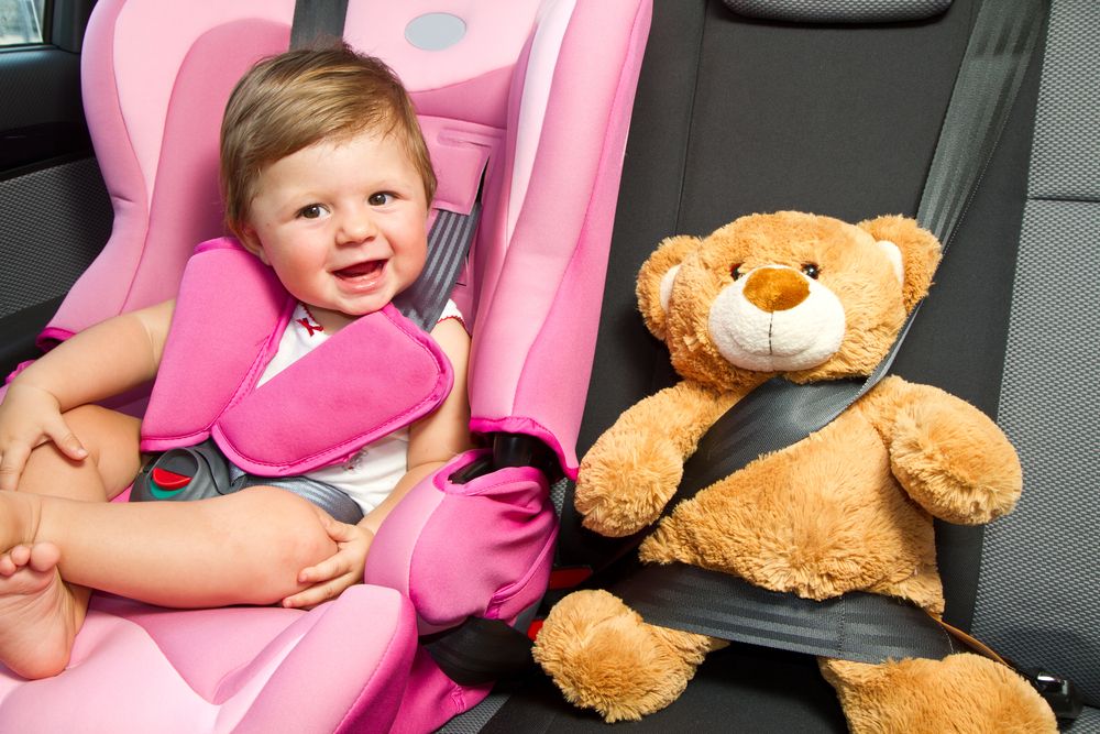 Bambini in auto: la sicurezza è anche divertimento lungo il viaggio