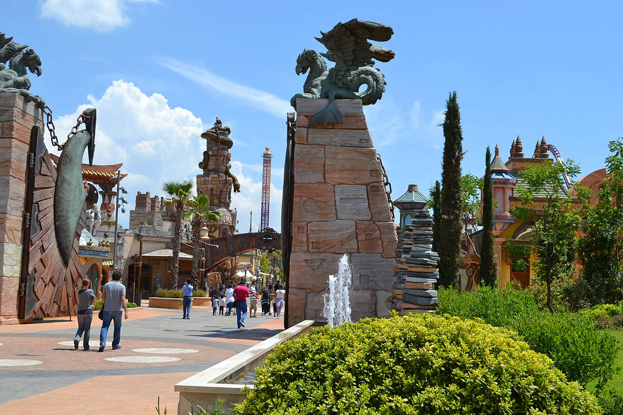 Rainbow MagicLand Roma
